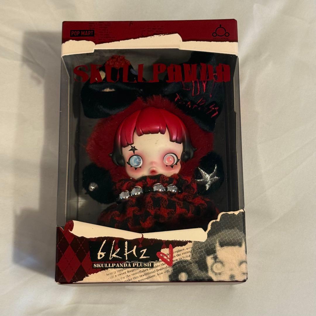 ポップマート SKULLPANDA 6khz ヨーロッパ限定 スカルパンダ