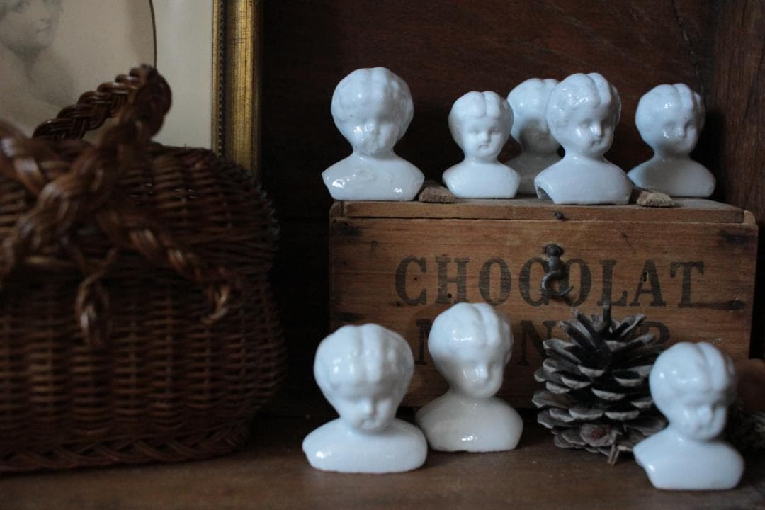 ショコラティエ『ショコラムニエ』の小さな木箱/ドール・アン