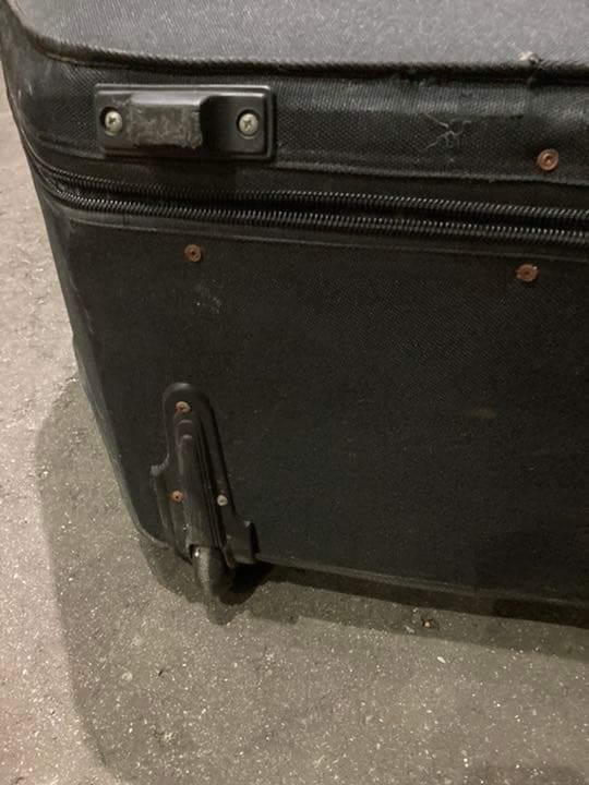 ウッドベース　ハードケース付き