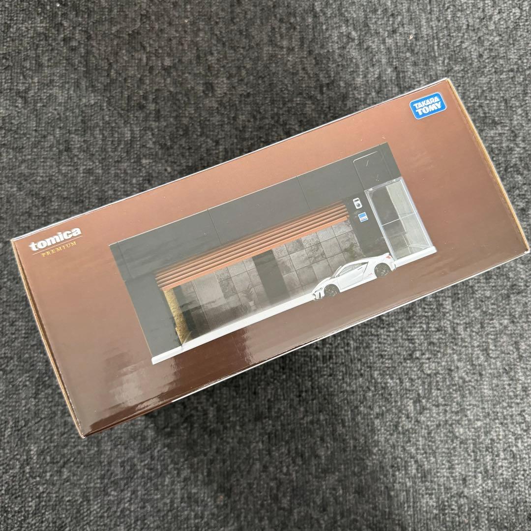 新品未開封　トミカガレージ　ランボルギーニ　HONDA NSX 2点セット