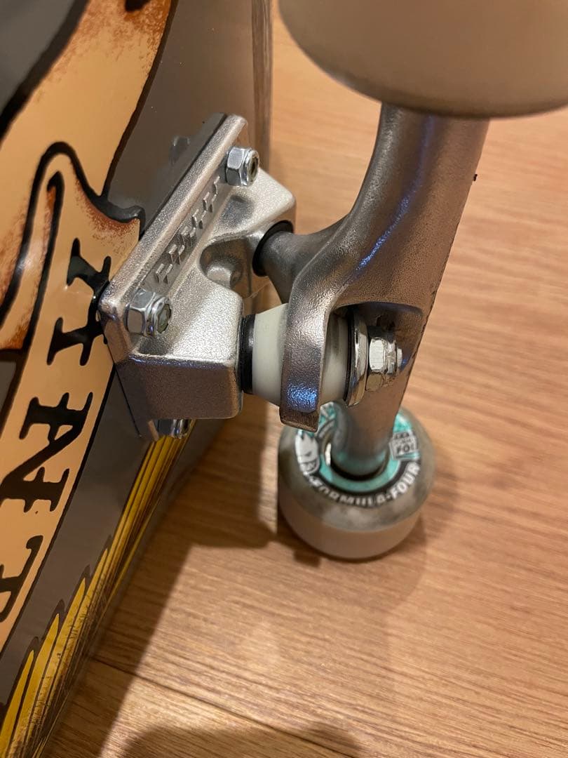 ANTI HERO コンプリート＋デッキ＋ウィール SET