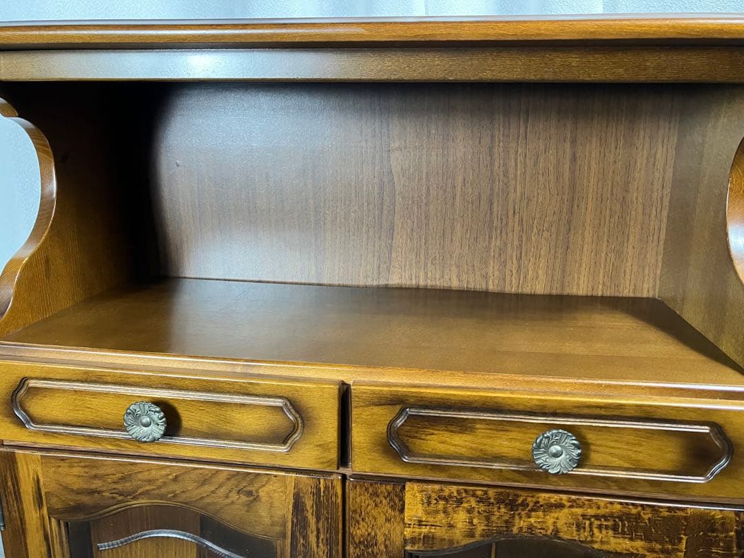 最終値下げ カリモク コロニアル サイドチェスト / レトロ電話台