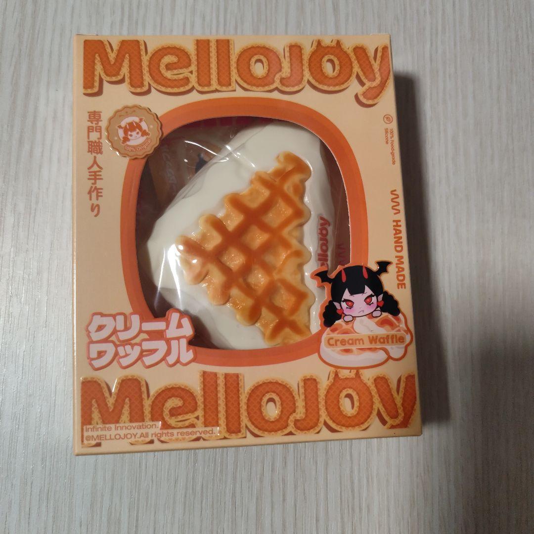 メロジョイ mellojoy クリームワッフル 三角 - メルカリ