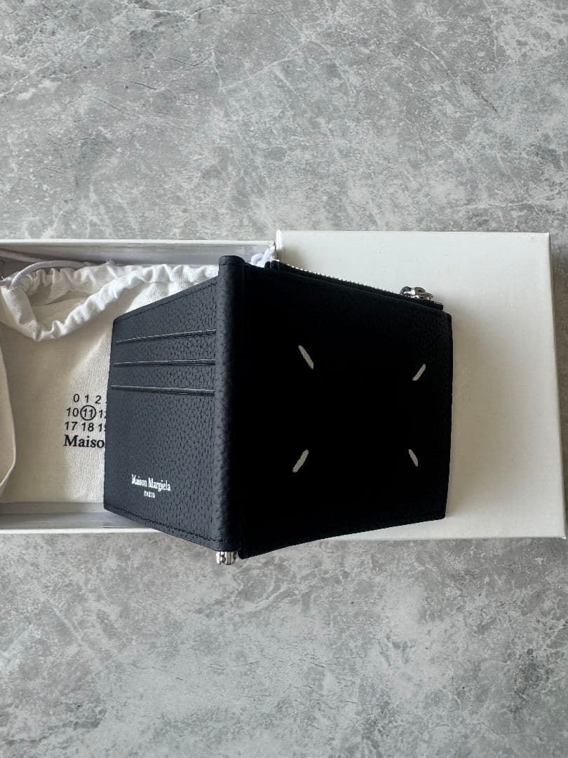 Maison Margiela ブラック二つ折り財布