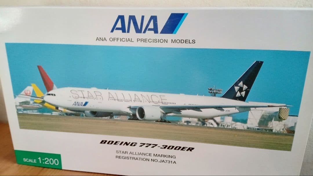 全日空商事 1/200 ANA Boeing 777-300ER Amazon.com: 1/200 Boeing 777 -300 ANA : Arts, Crafts & Sewing