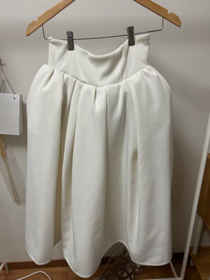 も*け様 OMOCHI VOLUMINOUS MIDI SKIRT HAENGN