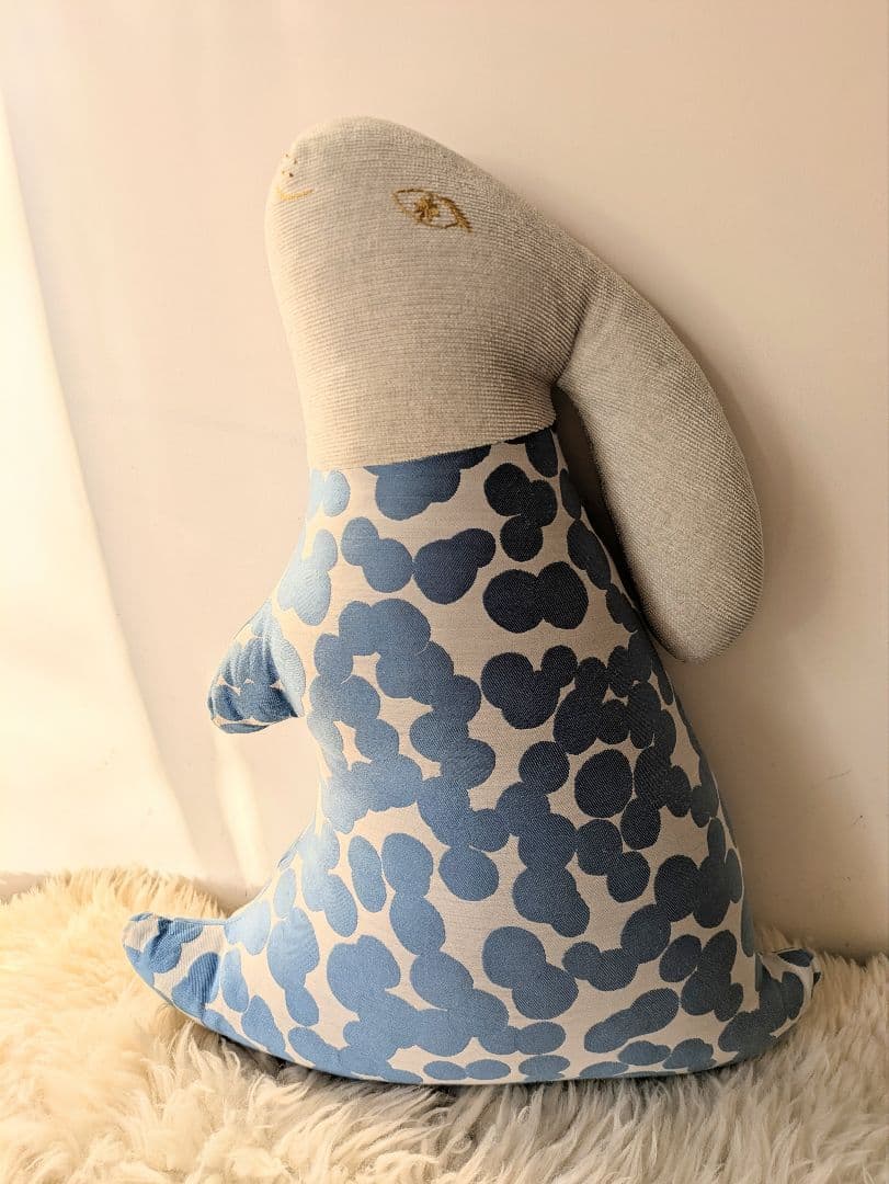 お値下げ*ミナペルホネン　mina perhonen　クッション　うさぎ