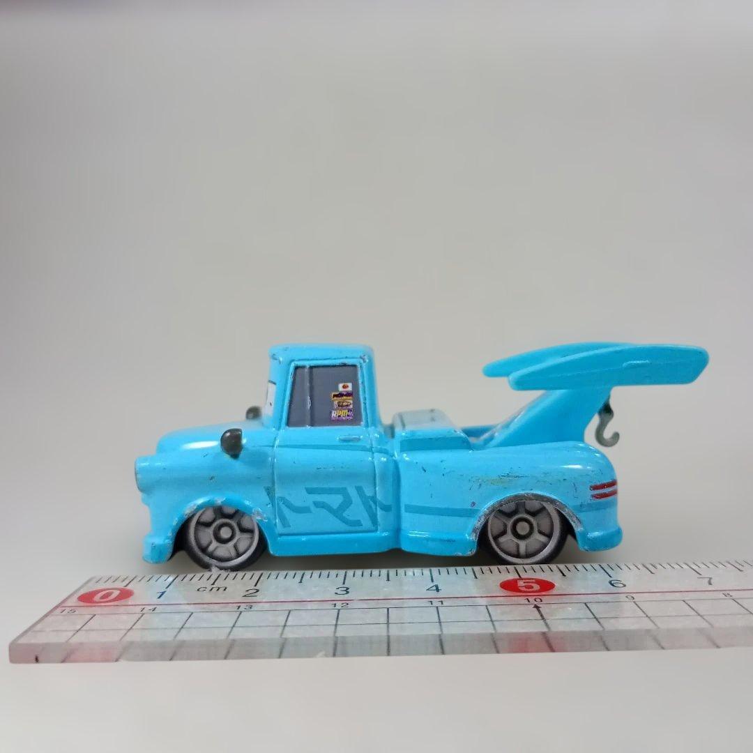 カーズ トミカ C-28 メーター カーズトゥーン メーターの東京レース