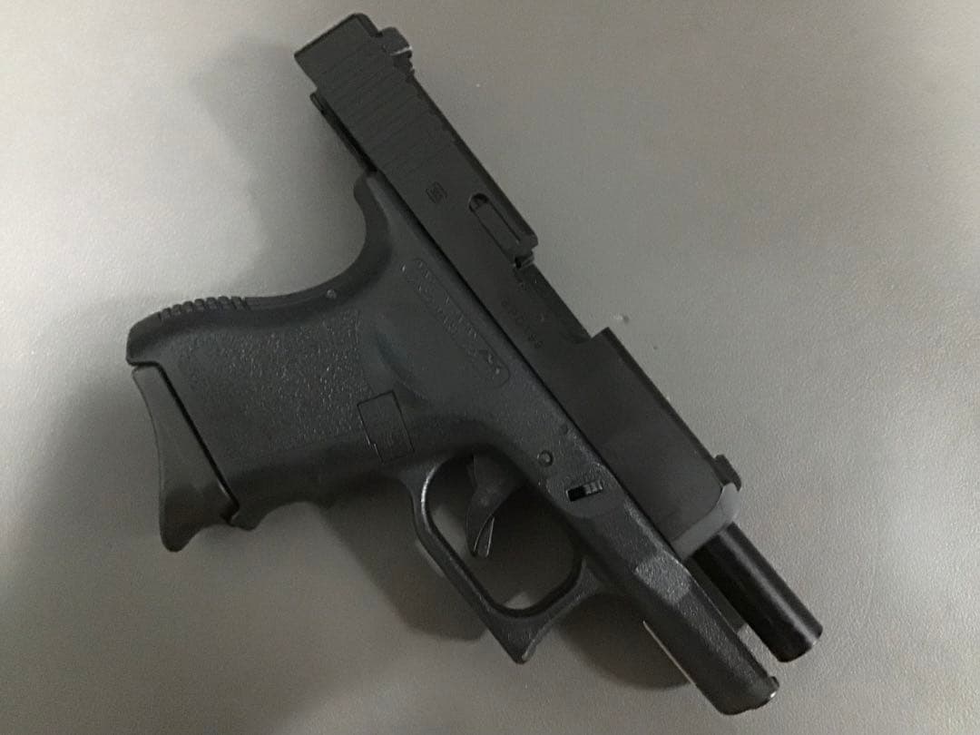 GLOCK 26 ガスガン ブラック マガジン2本付