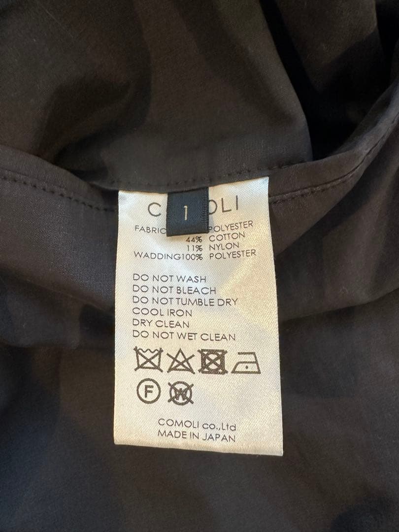 COMOLI 中綿(プリマロフト)タイロッケンショールカラーコート