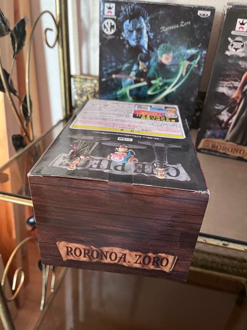 ワンピース　ロロノア・ゾロ フィギュア 未開封および開封品