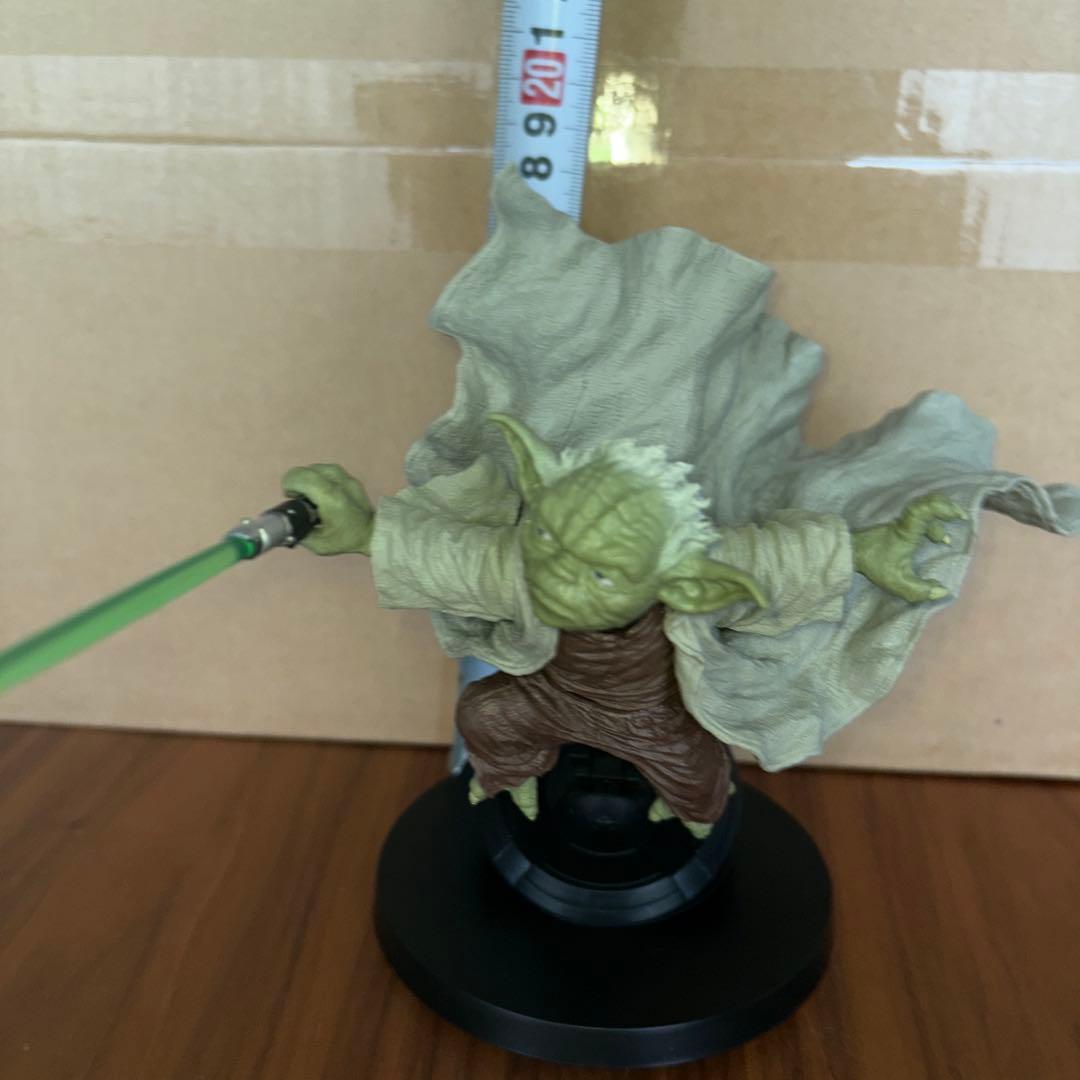 ヨーダ ライトセーバー フィギュア