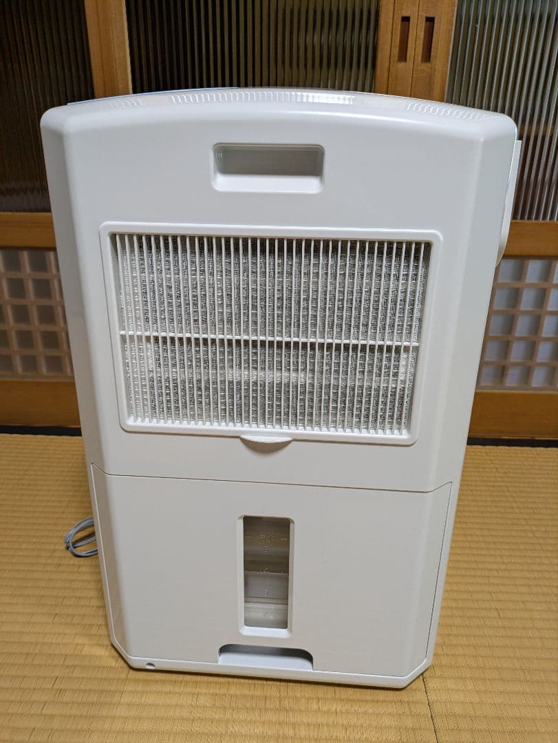 コロナ 冷風・衣類乾燥除湿機 2023年製　CDM-1023（箱無し）