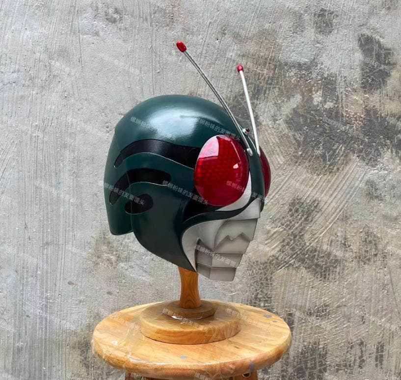 仮面ライダー風 ヘルメット 1 1スケール オーダー制作モデル