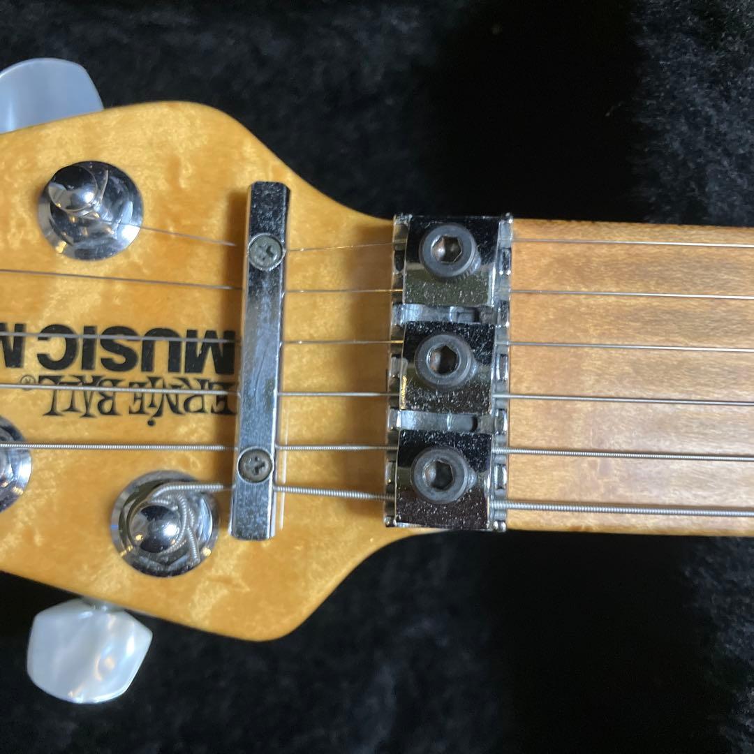 Music Man Axis 1997年USA製