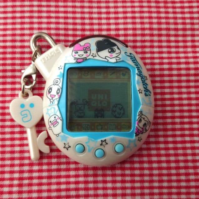 【動作確認済】 いぇー!ふぁみりーイロイロ!たまごっち+ ふぁみたま ユニクロ