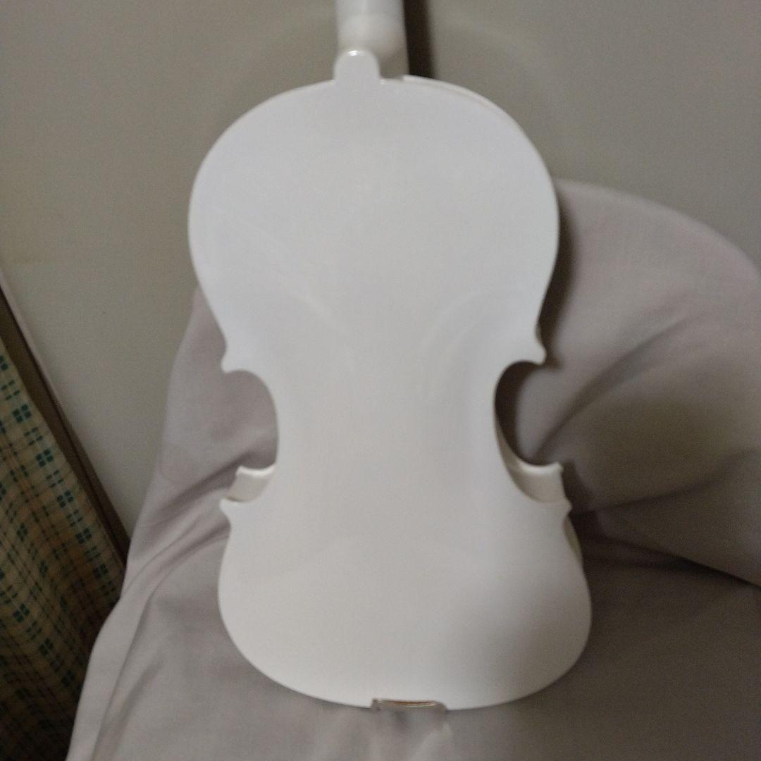 ♥特別価格♥新品未使用品の純白バイオリン4/4♥初心者用♥弓ケース松脂付