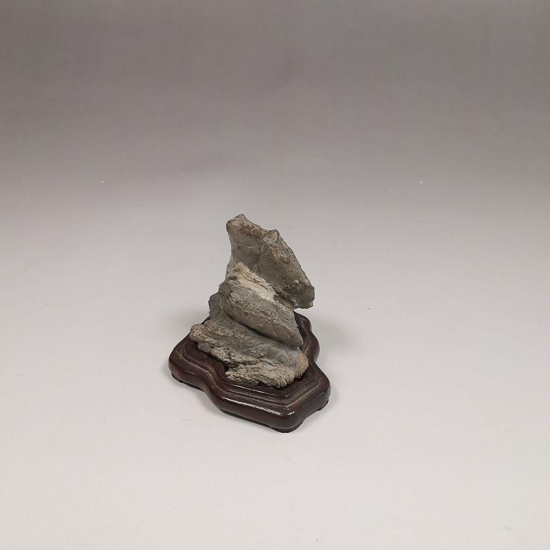 811 鑑賞石 天然石 奇石 台座付き 置物 ブランド 品 通販