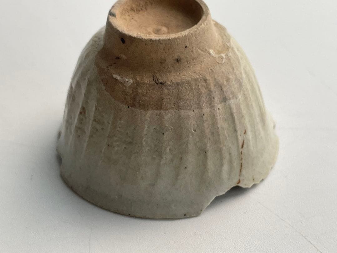 骨董 アンティーク 初期伊万里 白磁鎬盃 杯 酒器 猪口 陶片 出土 発掘