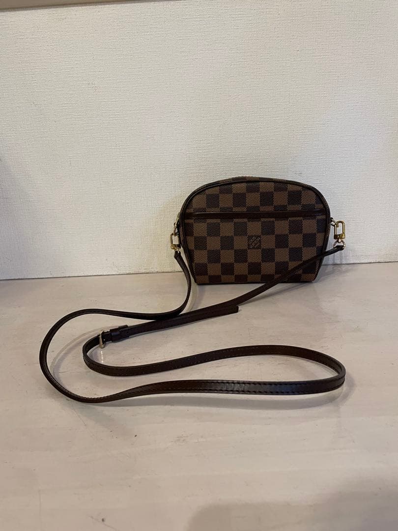 ヴィトンダミエポシェットイパネマ