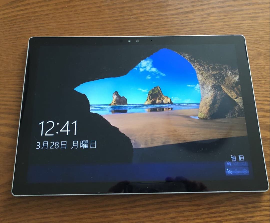 Surface Pro 4 8GB/256GB ジャンク 本体のみ