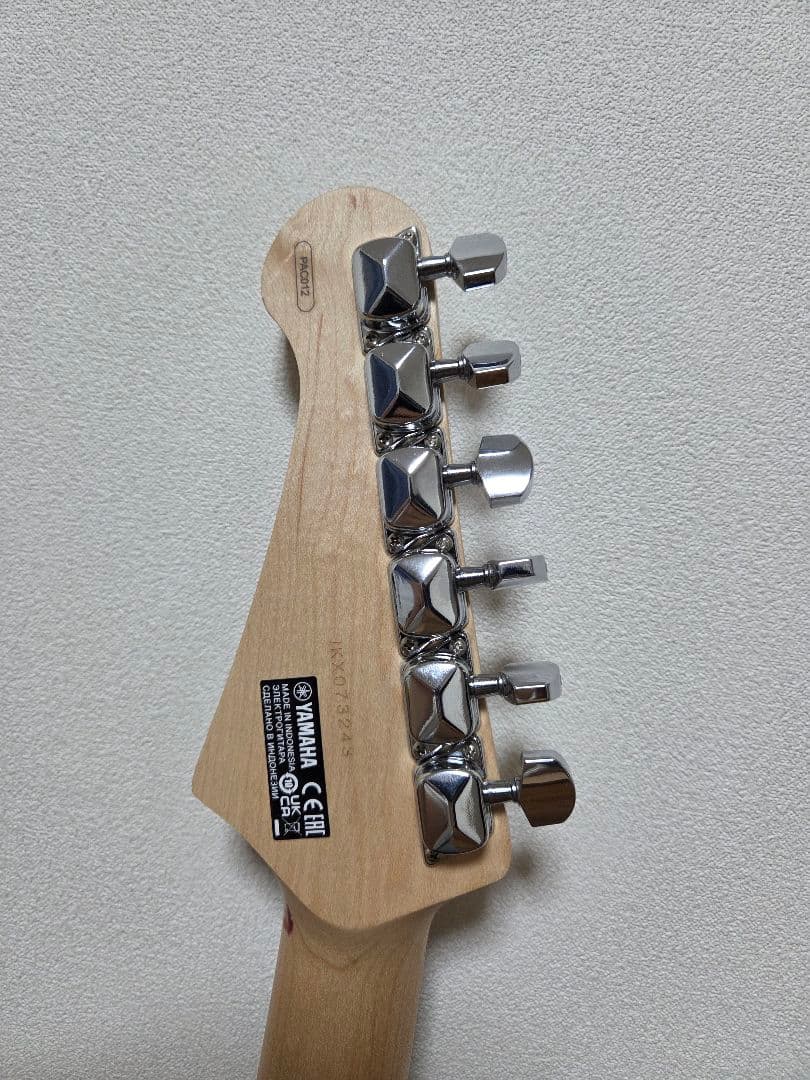 ギター YAMAHA PACIFICA012