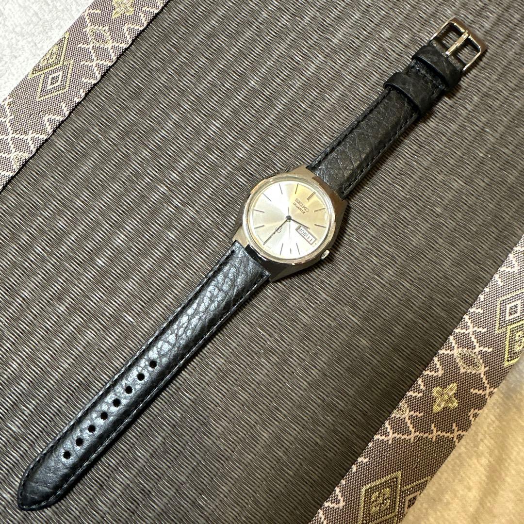 SEIKO クォーツ 腕時計 稼動品　3803 美品