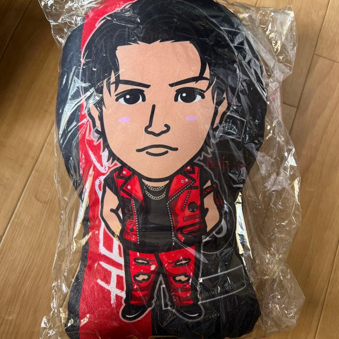 岩田剛典 クッション 岩田剛典 クッション 実写 岩田剛典 クッション