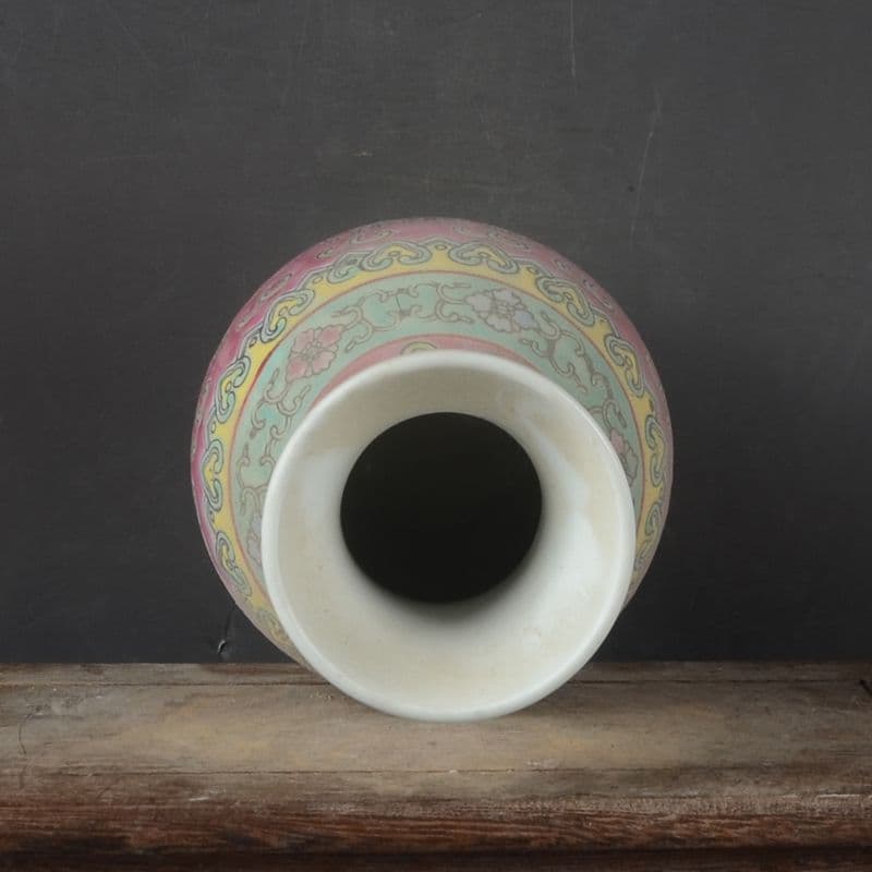 景徳鎮 パステルカラー万寿無彊花瓶 陶磁器 装飾品 現代工芸品 美術品 置物