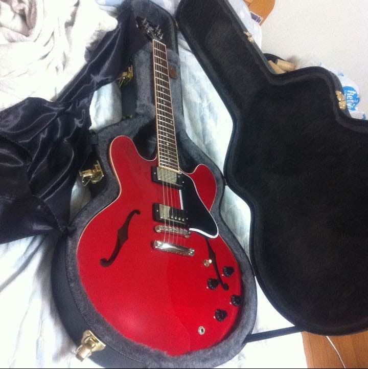 mustang fender mexico 変色したシルバーエレキギター