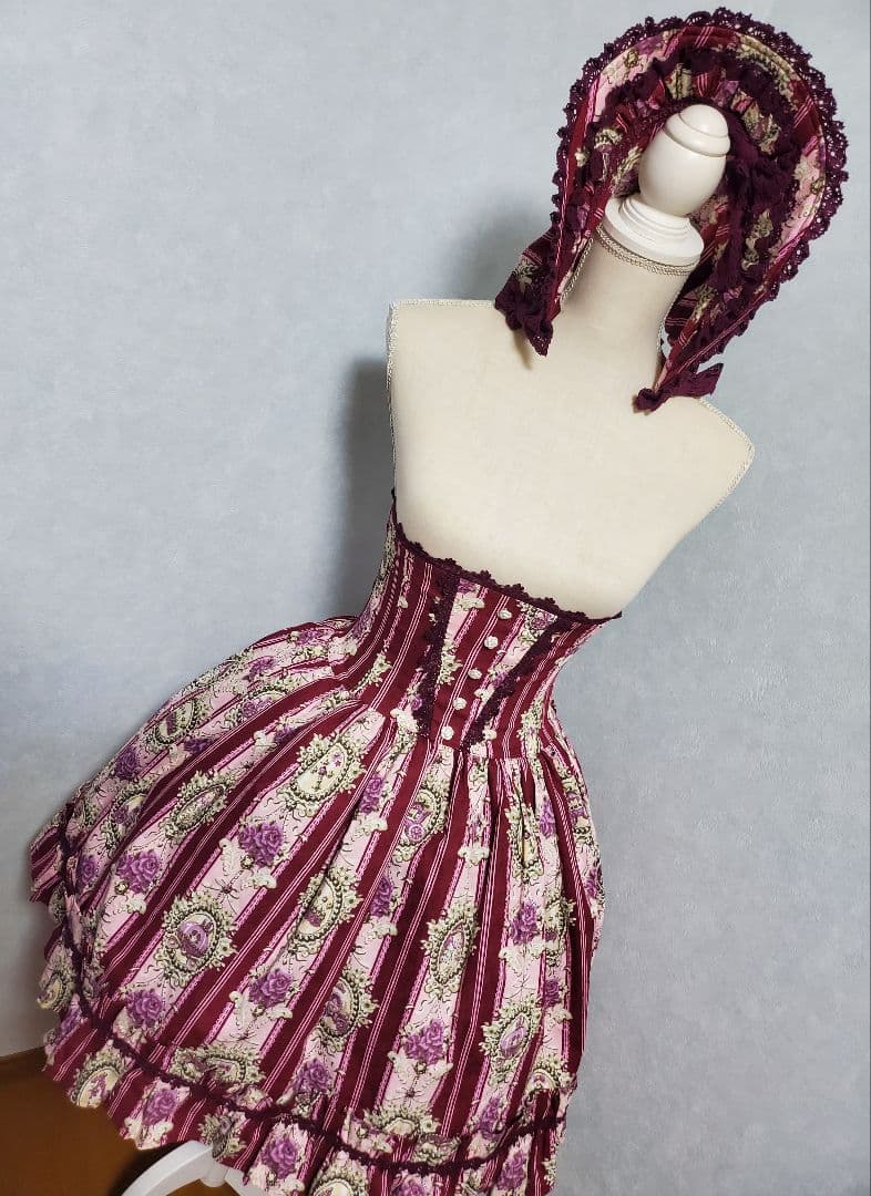 アリスアンドザパイレーツ Queen's coach柄コルセットスカート ボンネ