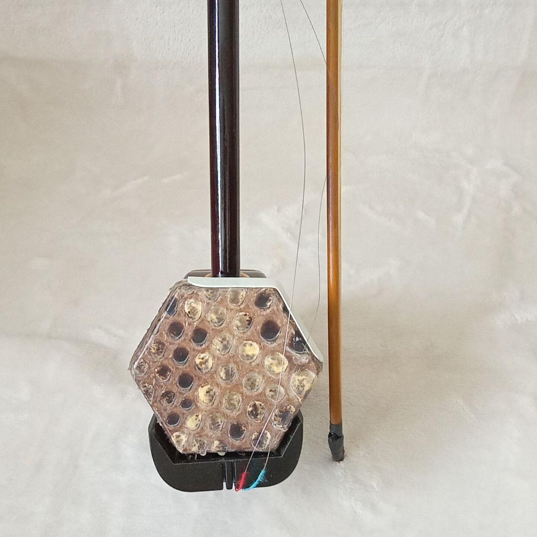 【美品】二胡&弓 楽器 中国上海 タグ付 本皮