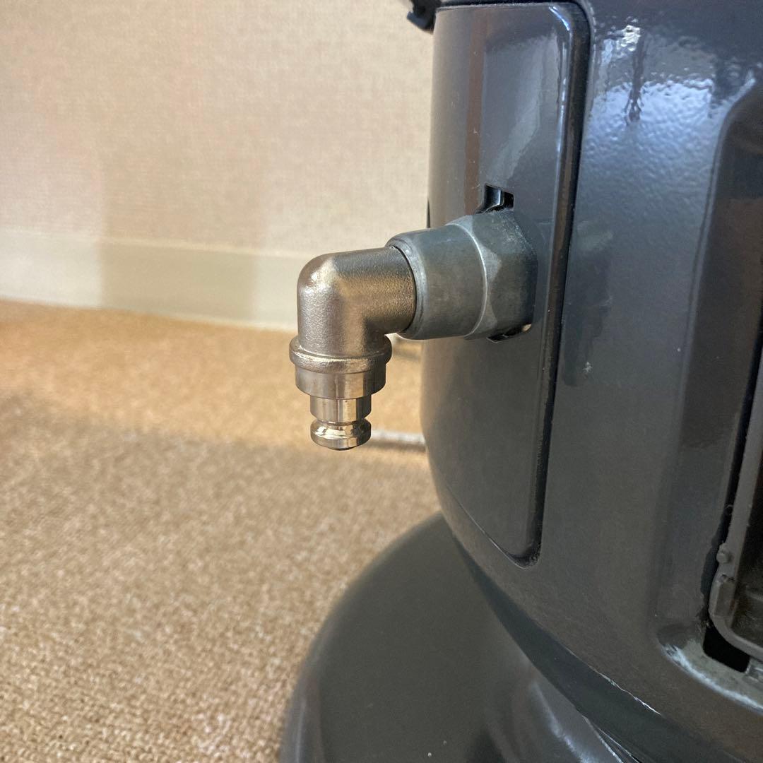 札幌発コロナFF石油ストーブ！品番「FF‐4211GS」2012年式中古品②