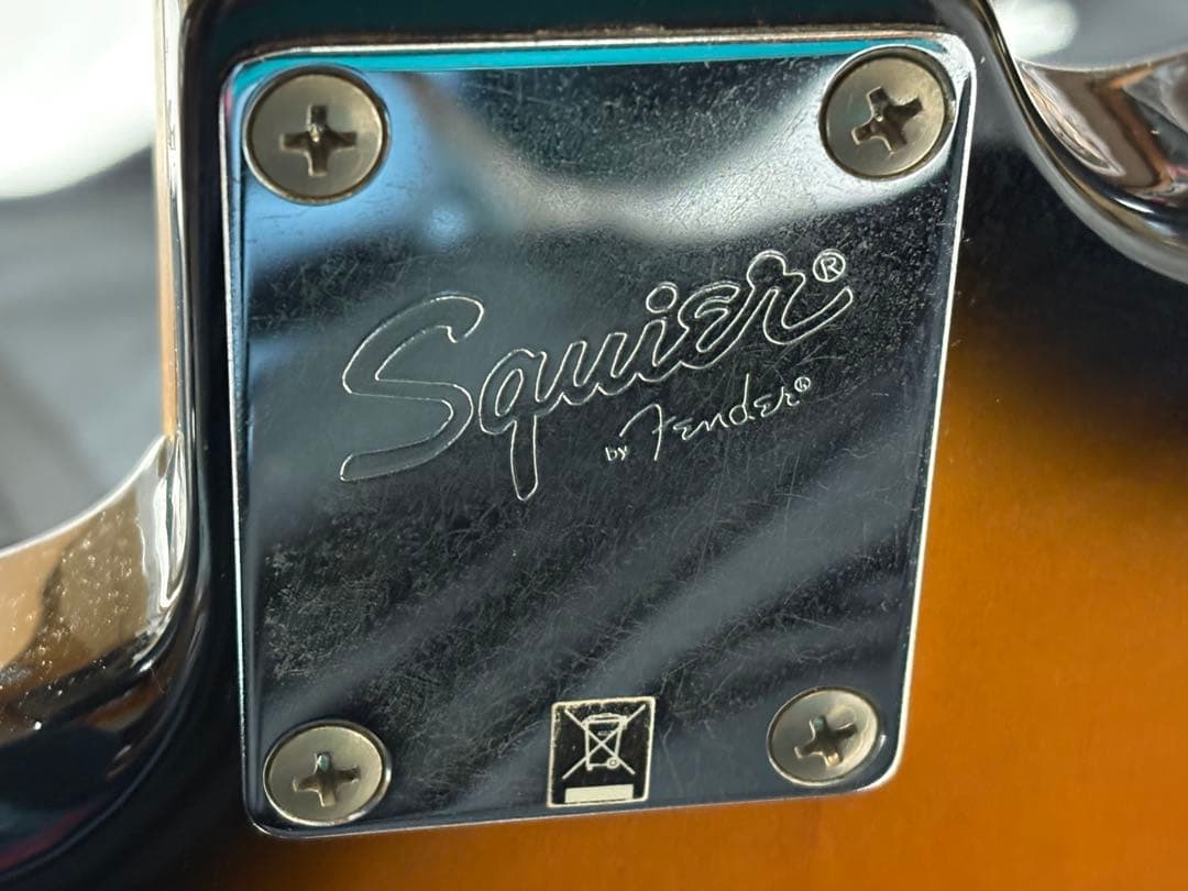 Squier by Fender エレキギター　ソフトケース付1916-01-3