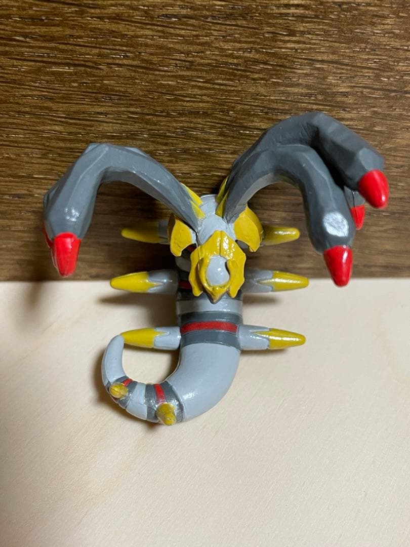 ポケモン クリッピングフィギュア PART-4 ギラティナ(オリジンフォルム