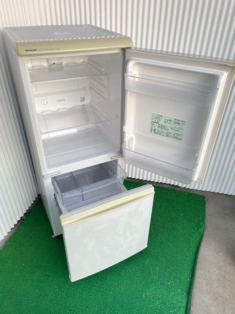 922 シャープ 左右付け替え可能 2ドア冷蔵庫 一人暮らし 単身 国産 レトロ