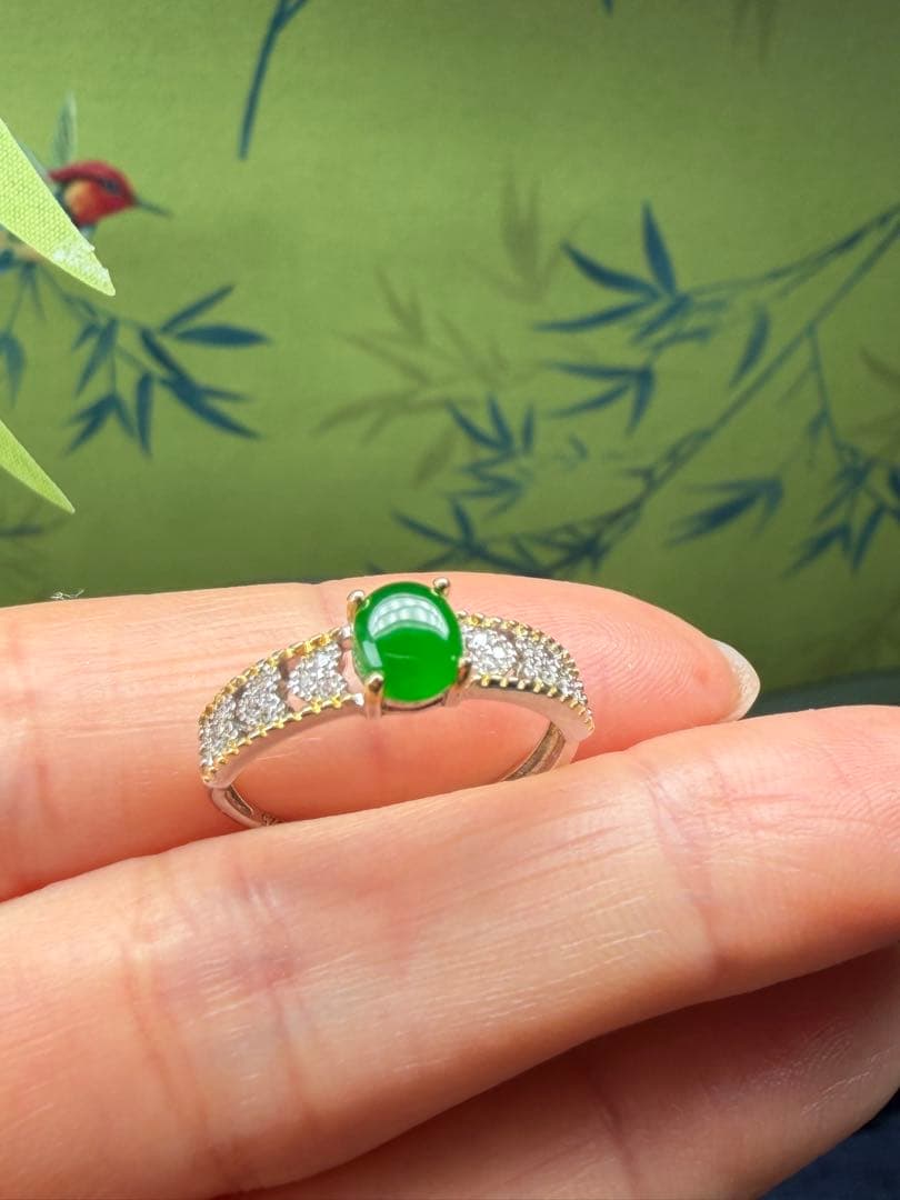 貴重❣️ミャンマー産天然本翡翠　帝王緑、濃厚な満緑カラー翡翠リング　鑑定書付き
