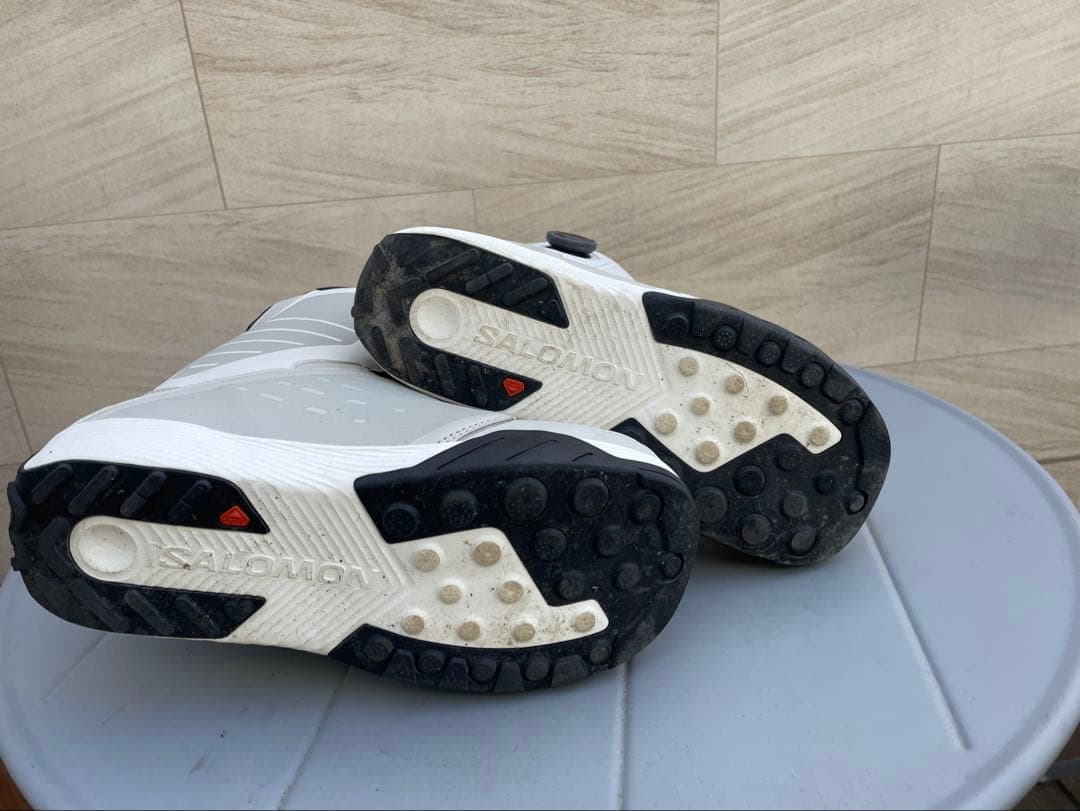 SALOMONスノーボードブーツ BOAシステム ホワイト/グレー