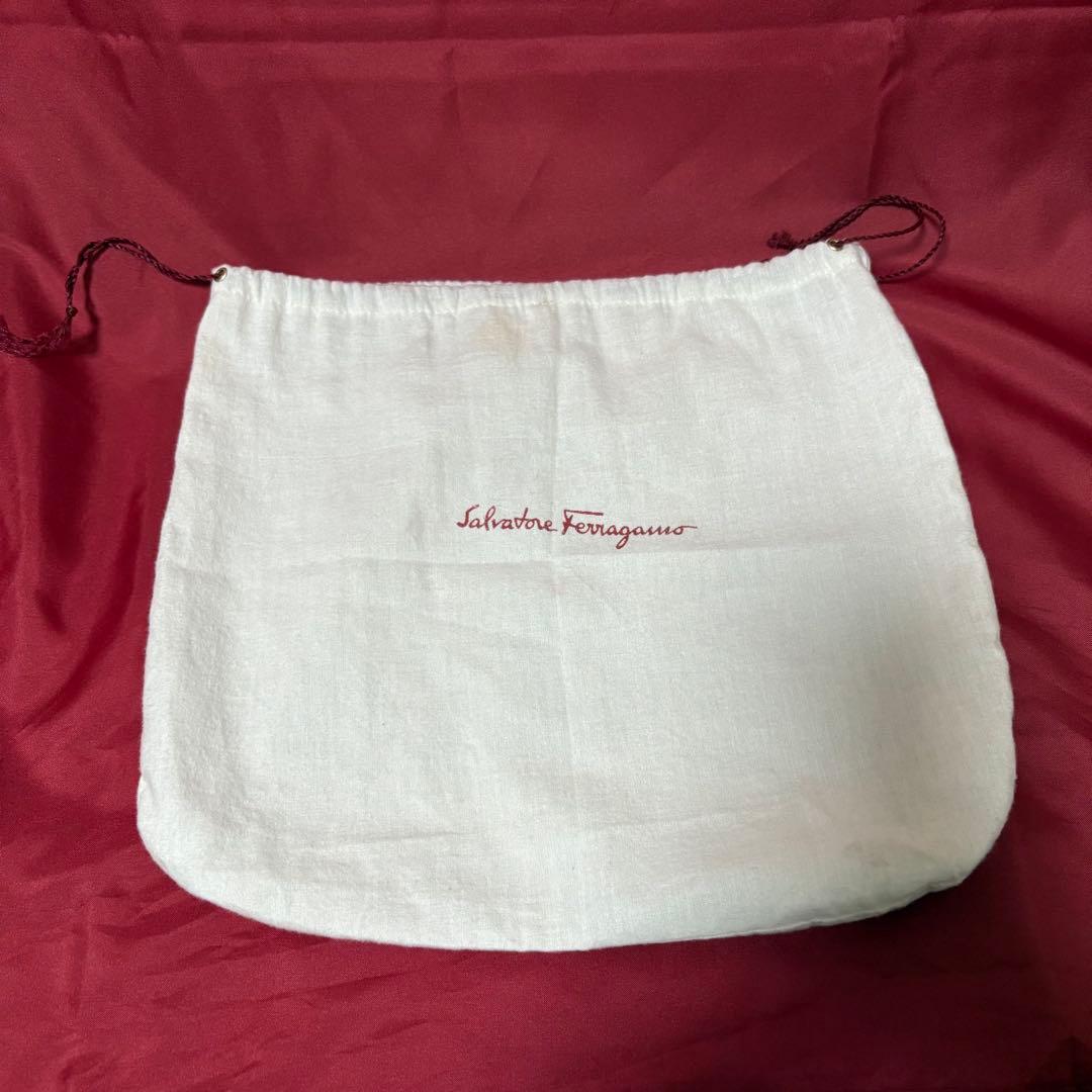サルバトーレフェラガモ　2way ガンチーニ　ショルダーバッグ　レザー