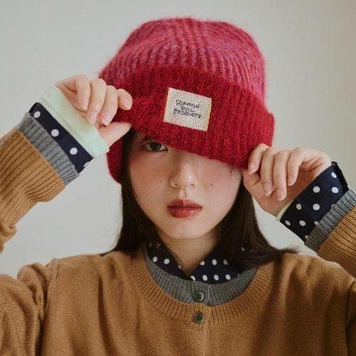 完売 common gull products. 記憶の中のガルニット帽 レッド - メルカリ