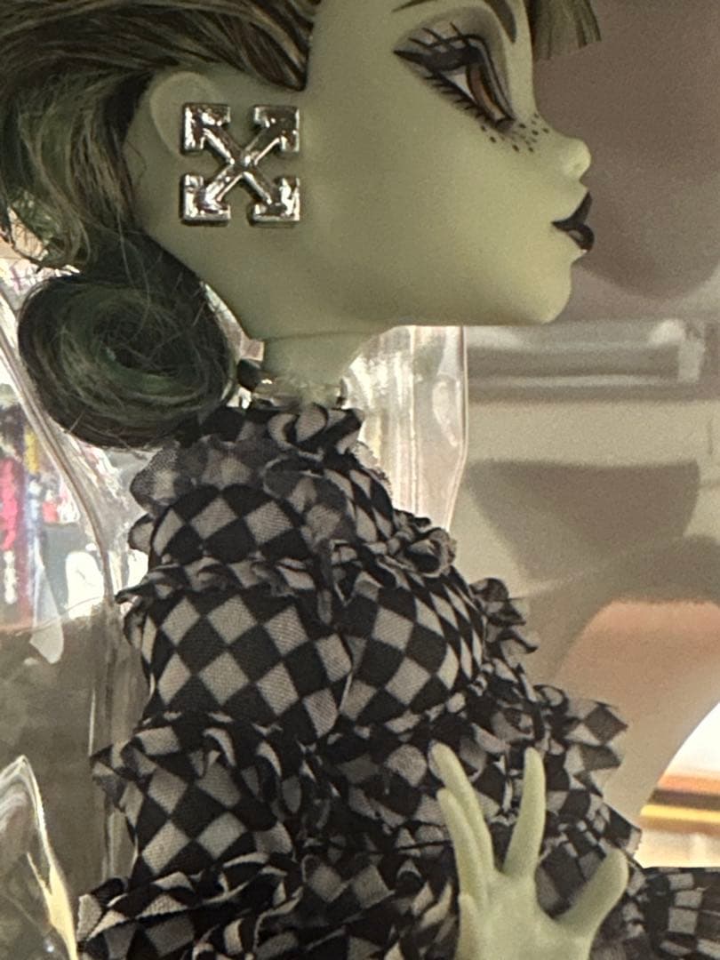 SF・ファンタジー・ホラー Off-White x Monster High Harmonie Ghoul