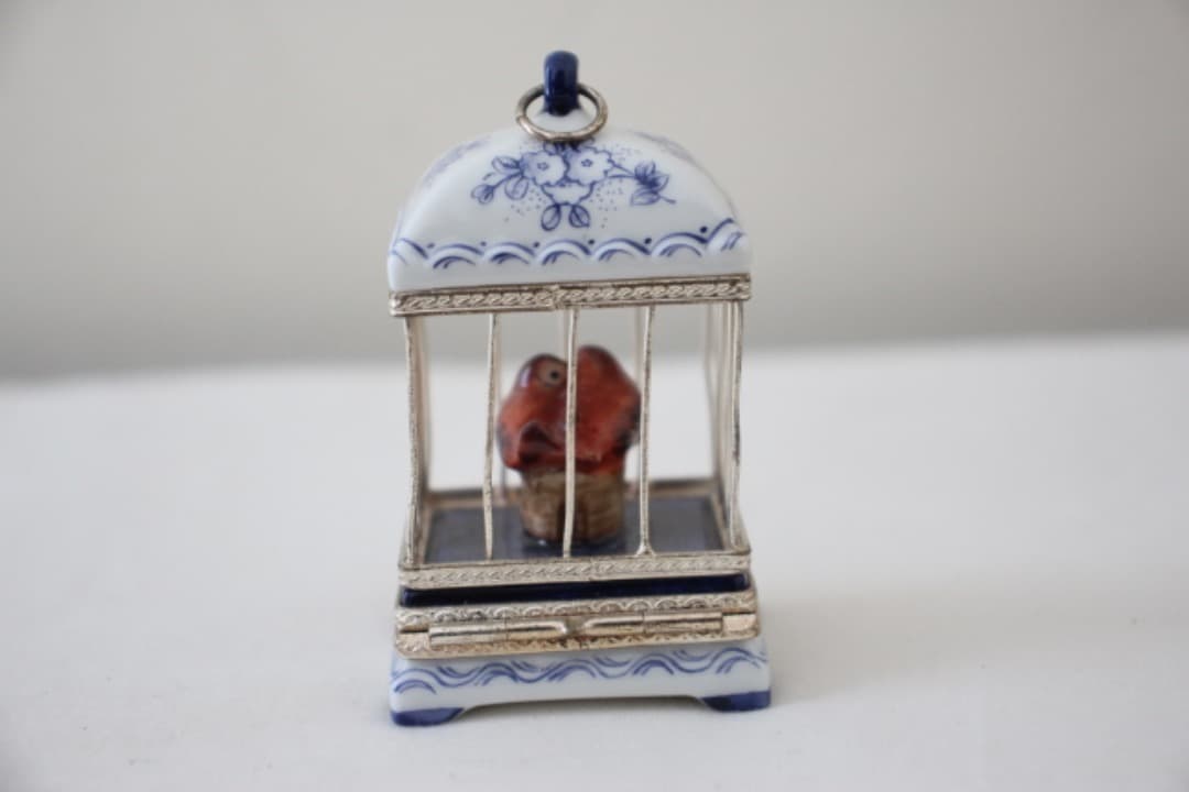 Yahoo!オークション -「リモージュ ピルケース」の落札相場・落札価格