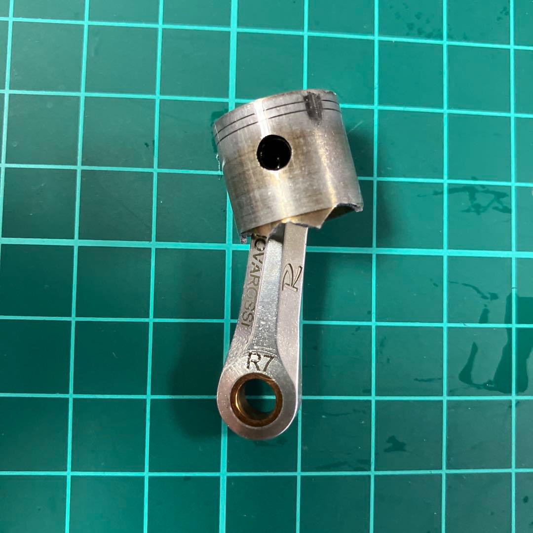 ノバロッシTORONERO 中古　ラジコンエンジン