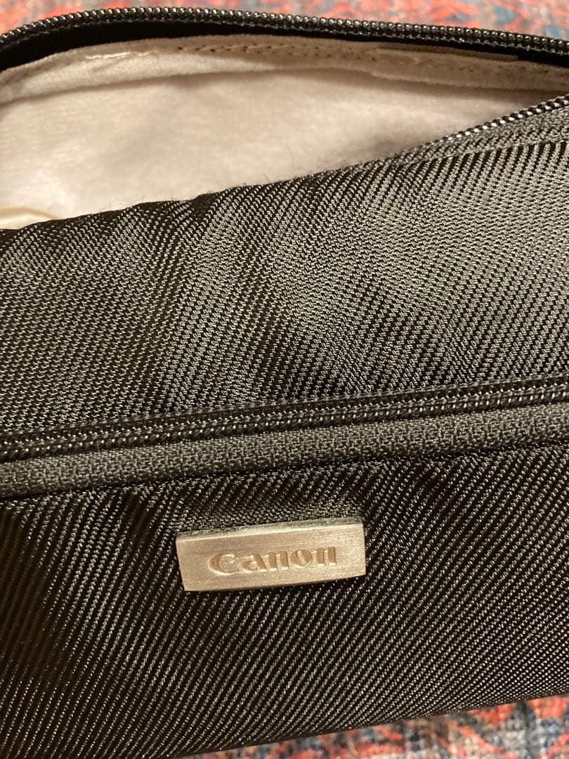 キャノン Canon iVIS HF M51 ビデオカメラ 付属品多数おまけ付！