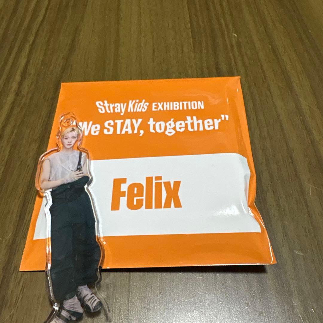 Stray Kids アクリルスタンド FelixEXHIBITION - メルカリ