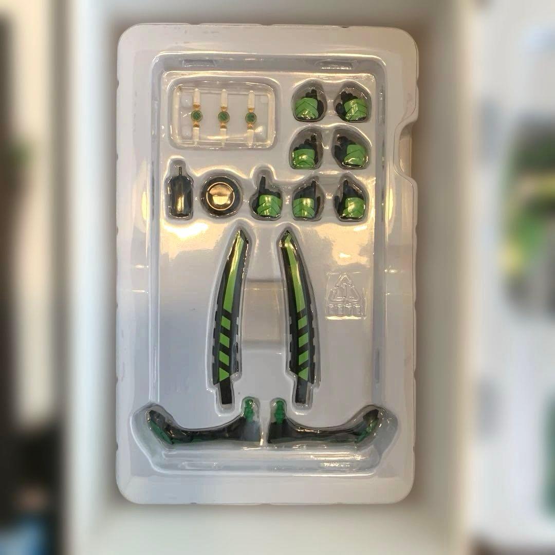 S.H.Figuarts 真骨彫製法 仮面ライダーオーズ ガタキリバコンボ