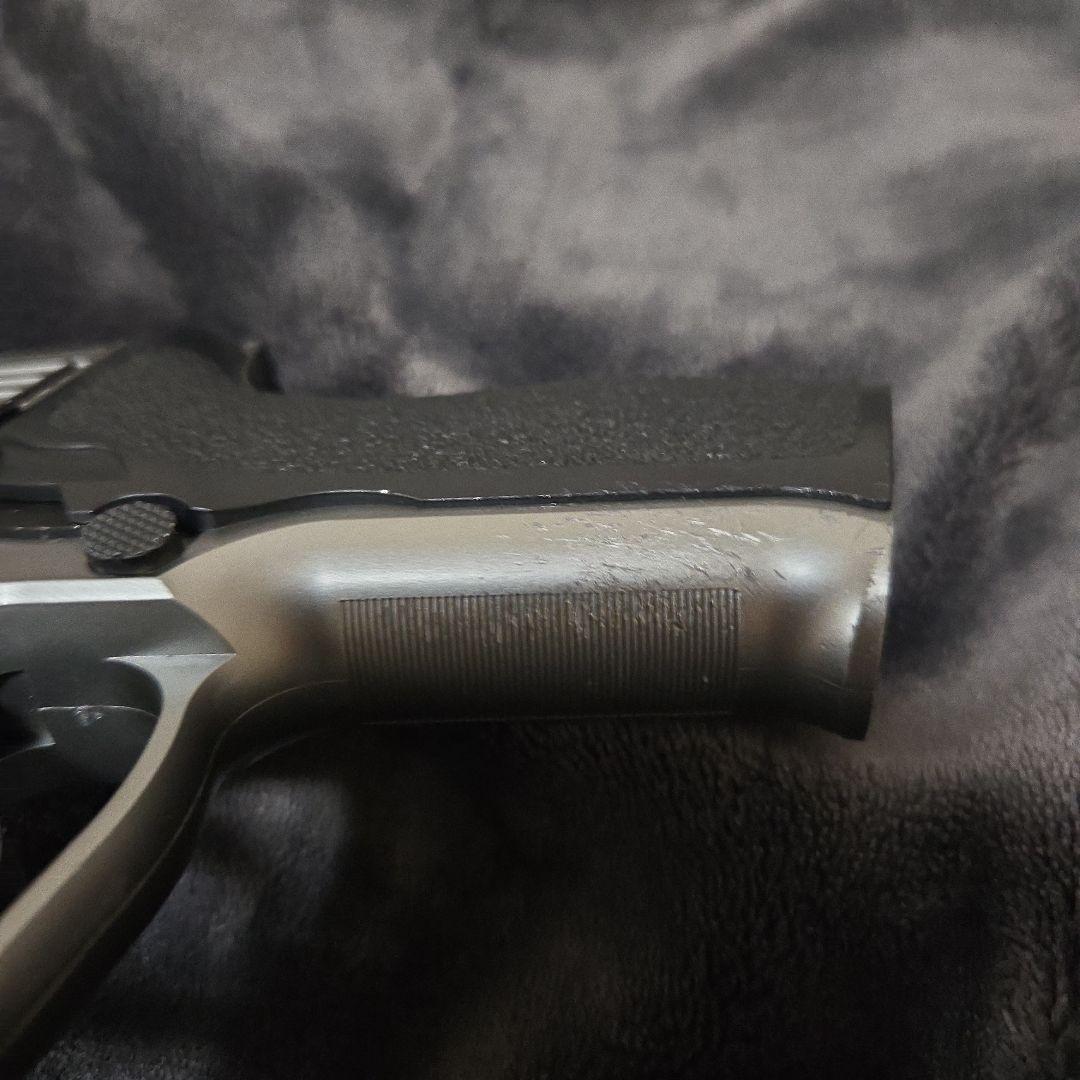 東京マルイ SIG P226E2 ステンレス スペアマガジン2本付き