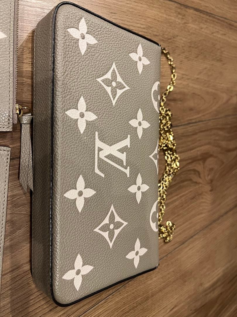 Louis Vuitton グレー モノグラム ショルダーバッグ