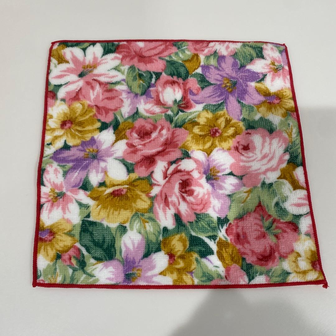 新品未使用 バスタオル ミニタオル 花柄 2枚セット - メルカリ