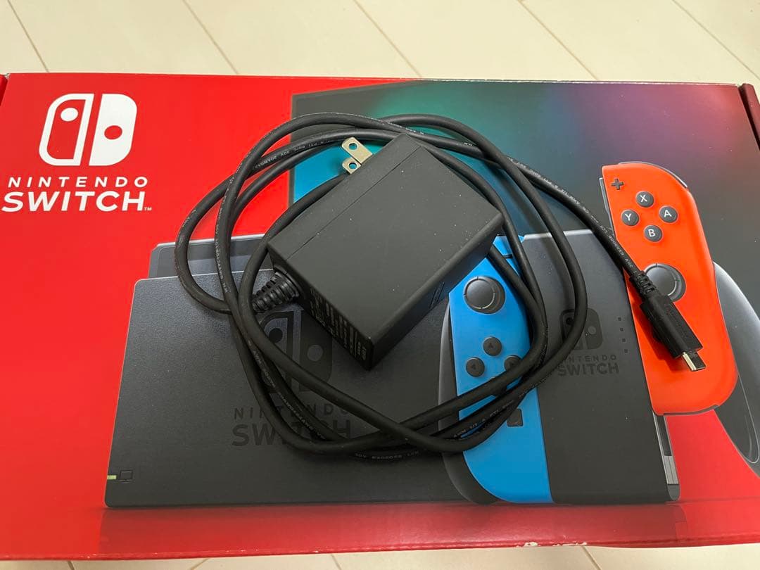 Nintendo Switch(バッテリー強化版) ネオンレッド／ネオンブルー